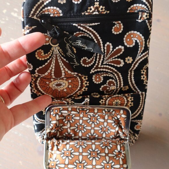 VERA BRADLEY TAXI WALLET - Picture 3 of 4